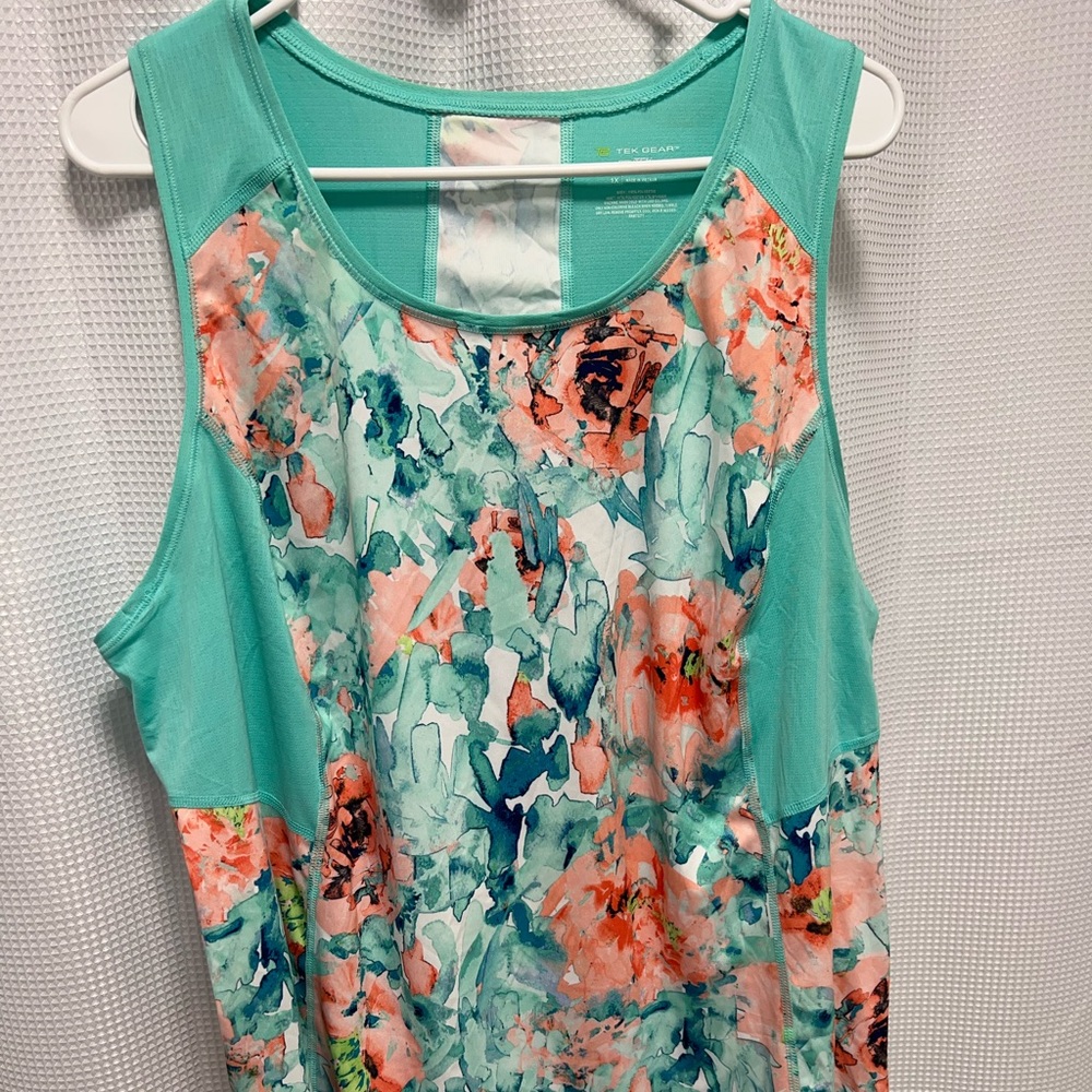 Pattern workout top
